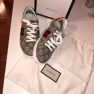 Authentic Gucci Kid Shoes (Negotiable)
